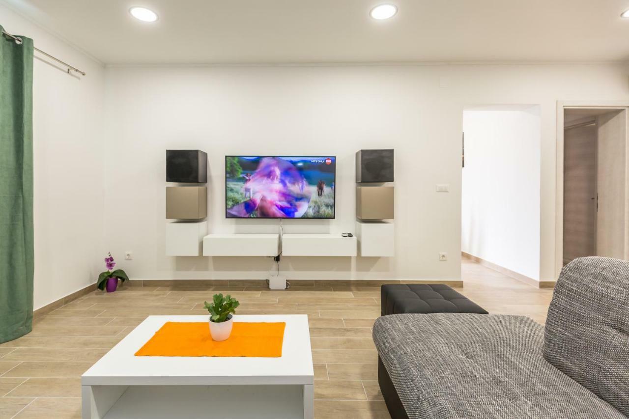 דירות מאקרסקה Acoustic מראה חיצוני תמונה